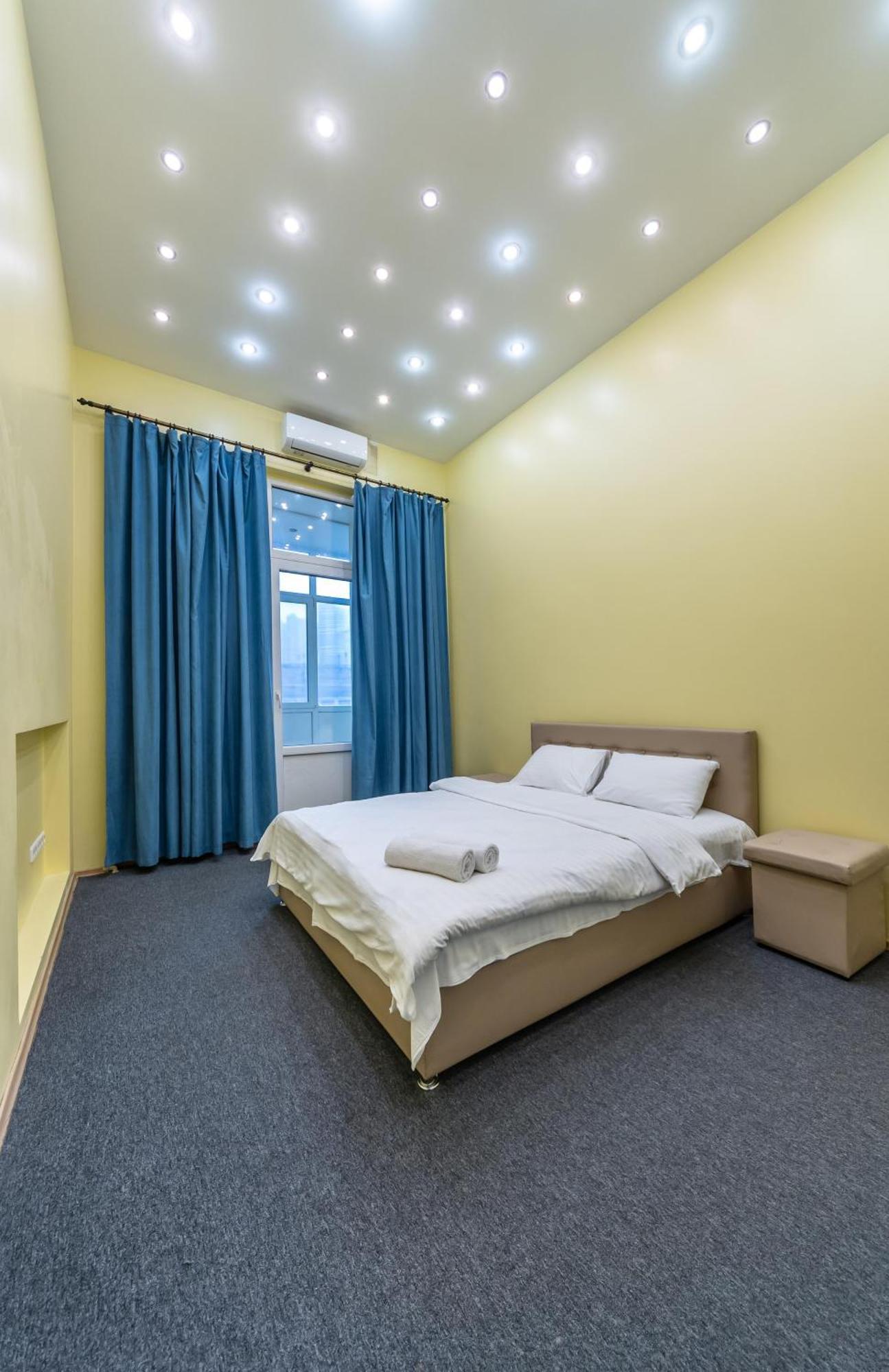 Kievacccommodation Near Gulliver 24H Self Check-In Exterior photo