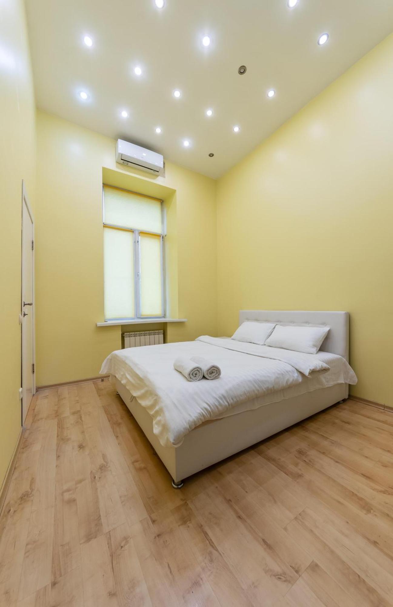 Kievacccommodation Near Gulliver 24H Self Check-In Exterior photo